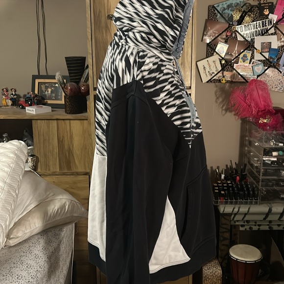 Nike Black & Gray Hooded Sweatshirt - XL - Picture 3 of 7